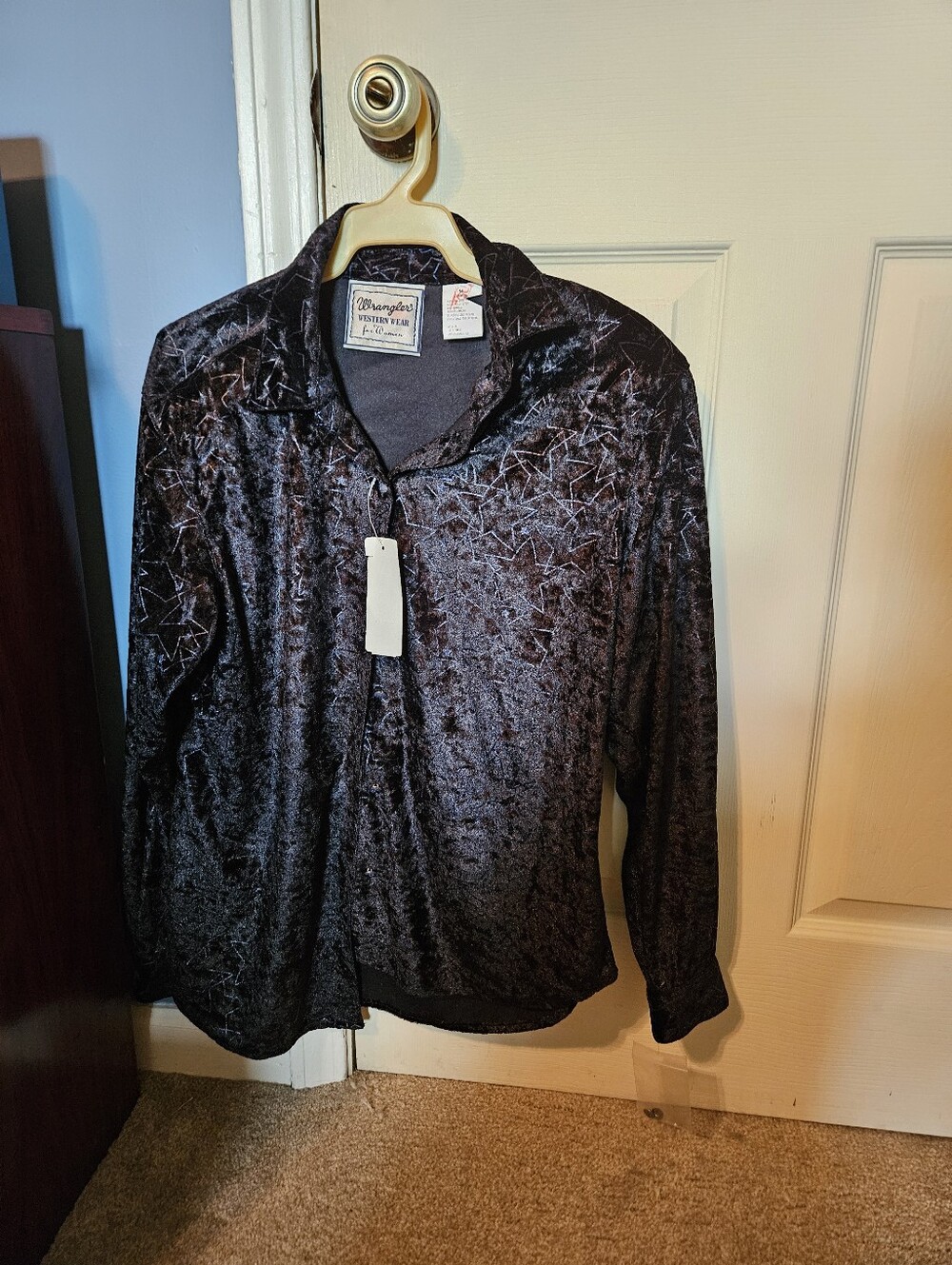 Wrangler Black Velvet Star-Embroidered Button-Up Shirt